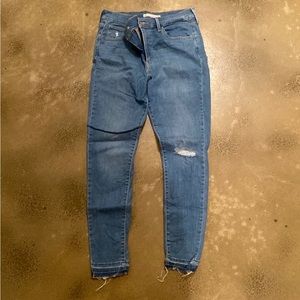 Levi’s 720 jeans. High rise.